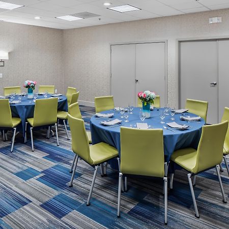 Holiday Inn Express Atlanta Airport-College Park By Ihg Экстерьер фото