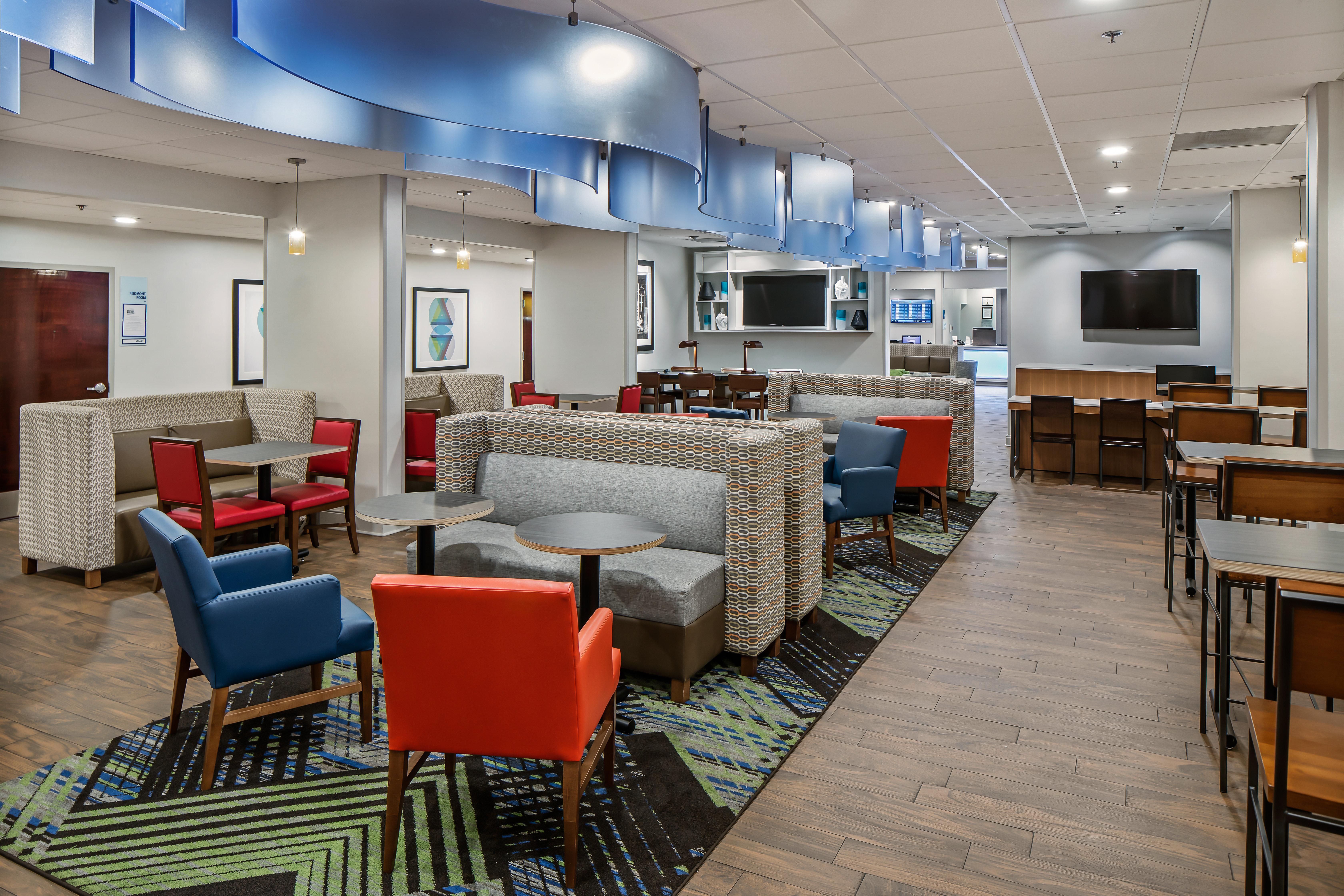 Holiday Inn Express Atlanta Airport-College Park By Ihg Экстерьер фото