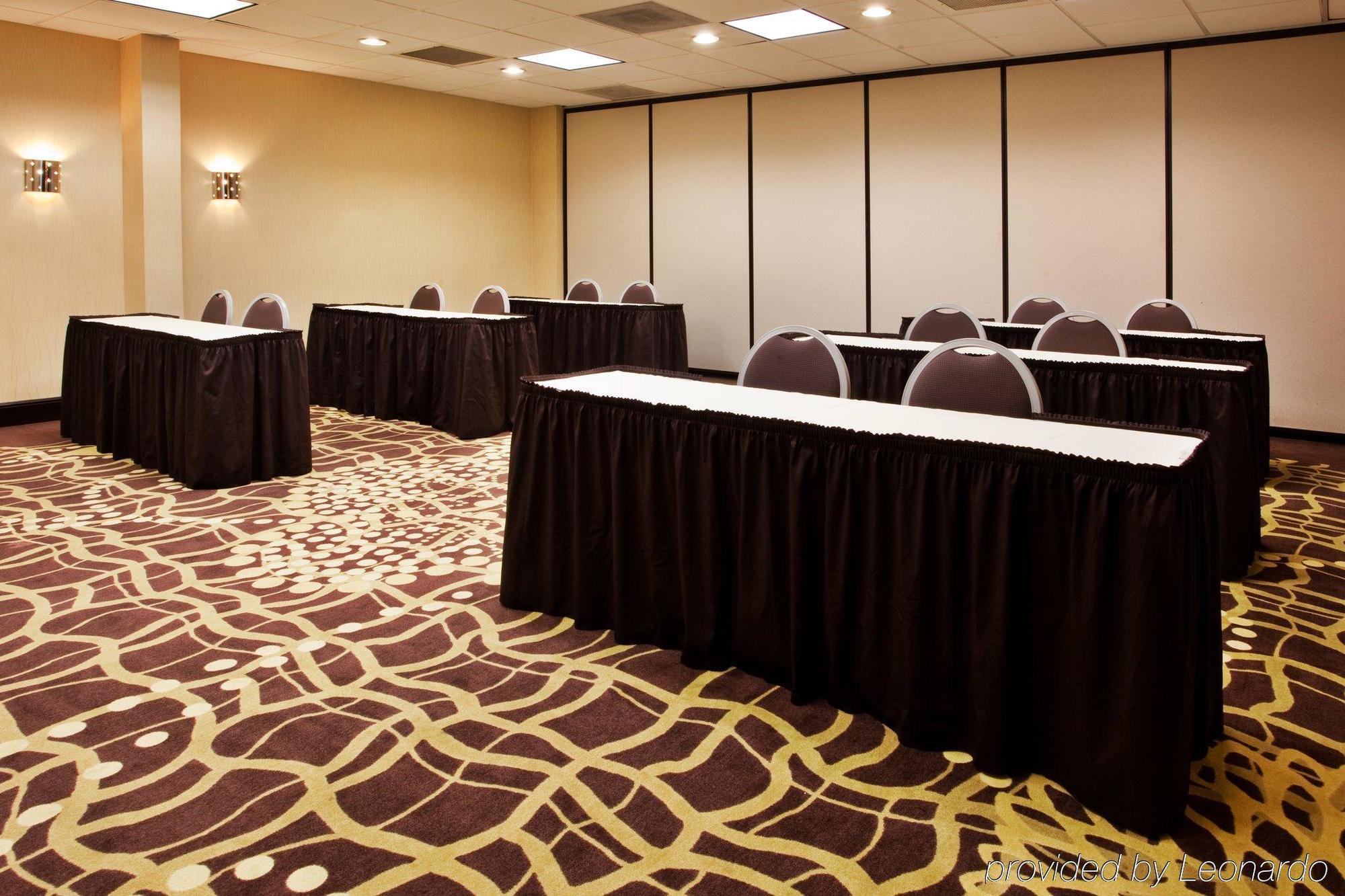 Holiday Inn Express Atlanta Airport-College Park By Ihg Удобства фото