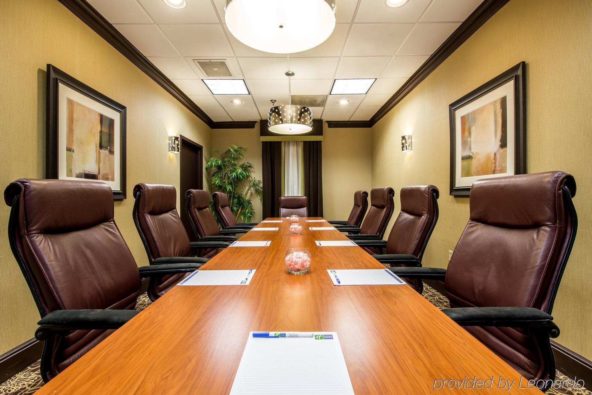 Holiday Inn Express Atlanta Airport-College Park By Ihg Экстерьер фото
