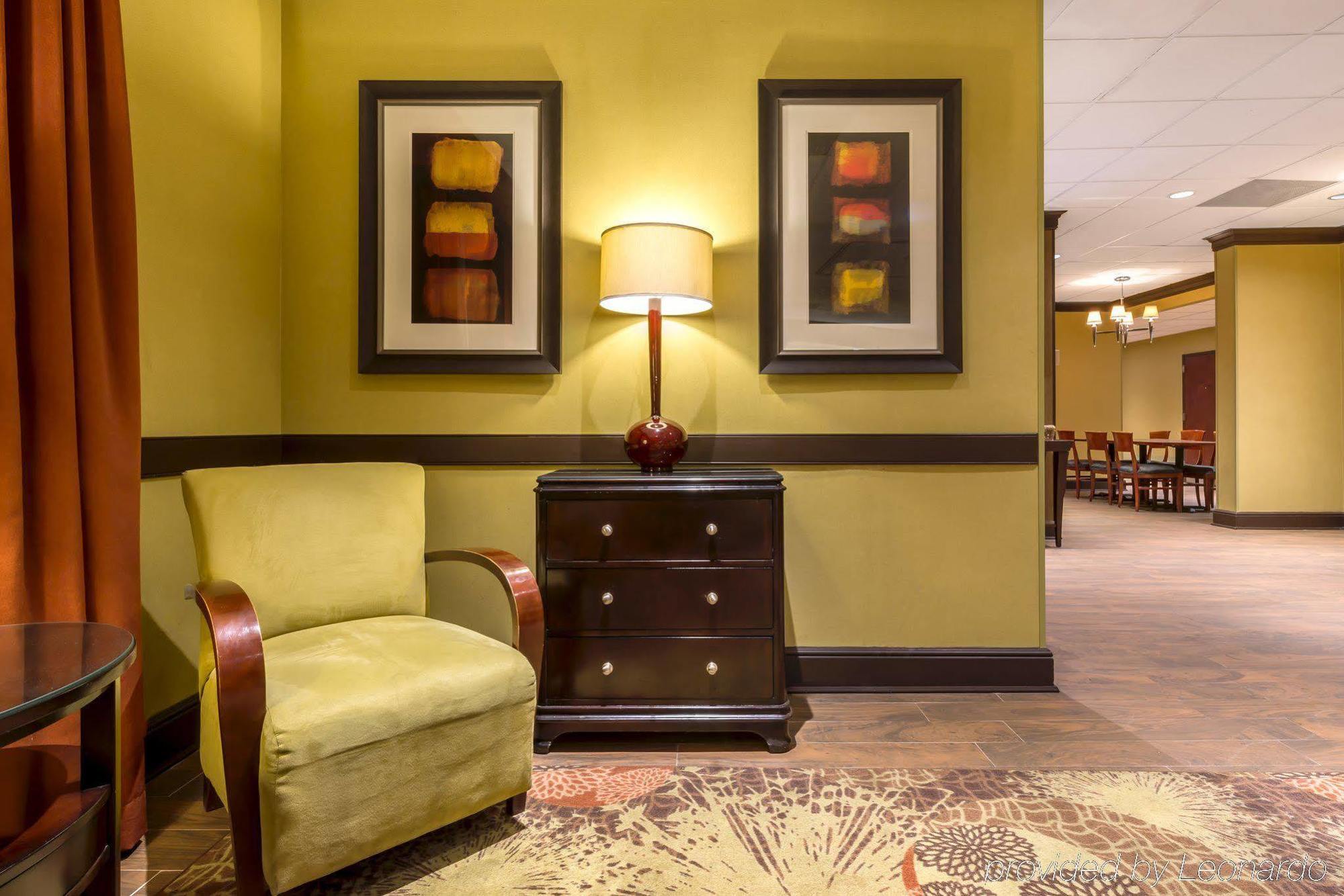 Holiday Inn Express Atlanta Airport-College Park By Ihg Экстерьер фото