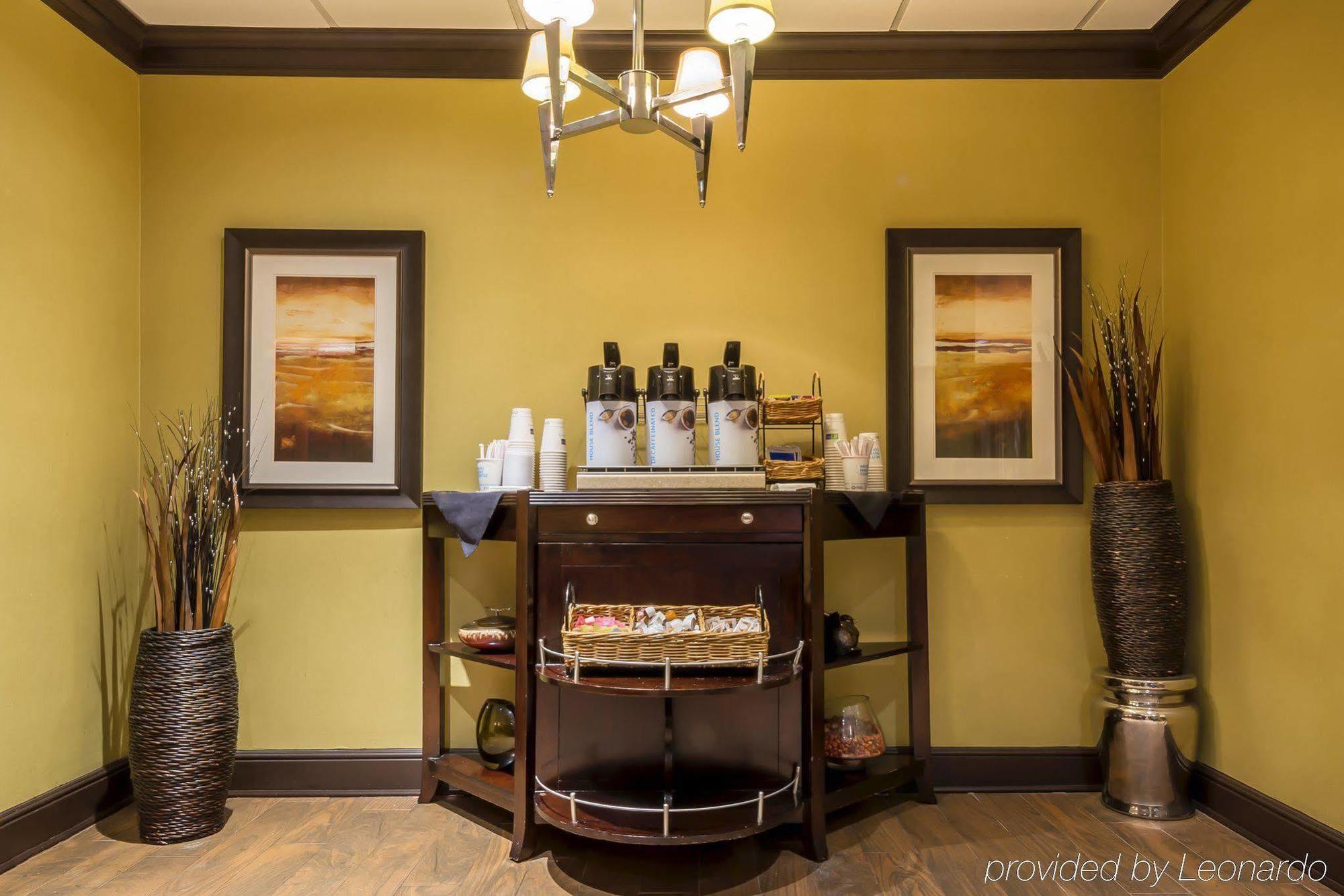 Holiday Inn Express Atlanta Airport-College Park By Ihg Экстерьер фото